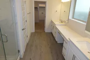 8201 Greyhawk Cv, Austin, TX 78744 - Photo 11