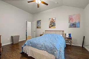 2910 Whisper Oaks Ln, Georgetown, TX 78628 - Photo 11
