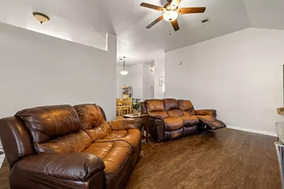 2910 Whisper Oaks Lane, Georgetown, TX 78628 - Photo 9