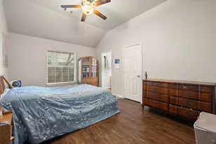 2910 Whisper Oaks Ln, Georgetown, TX 78628 - Photo 11