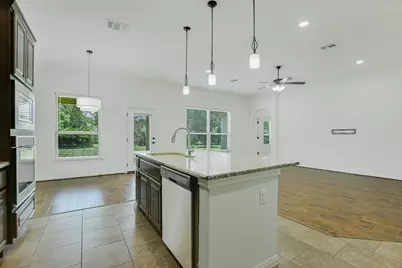 107 Valley View Drive, Bastrop, TX 78602 - Photo 9