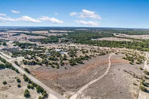 5450 Co Rd 202, Lampasas, TX 76550 - Photo 37