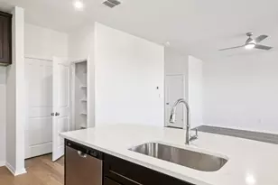 11224 Zip Cochise Wy, Manor, TX 78653 - Photo 7