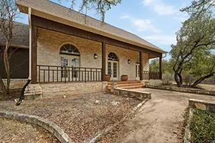 140 Barton Ranch Cir, Dripping Springs, TX 78620 - Photo 5