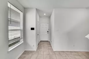 351 Blacktail Dr, New Braunfels, TX 78130 - Photo 5