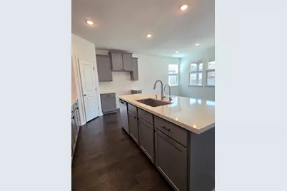 561 Pepperbark Loop, Buda, TX 78610 - Photo 5