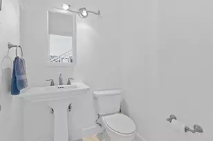 6905 Crosby Cir, Austin, TX 78746 - Photo 11