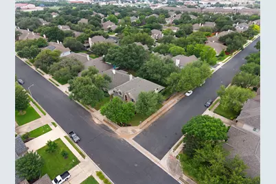 905 Brighton Bend Lane, Cedar Park, TX 78613 - Photo 35