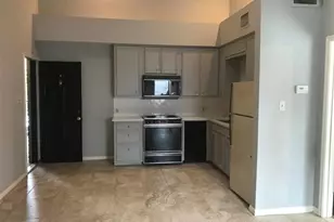 502 W 17th St, Austin, TX 78701 - Photo 3