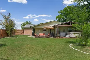 8514 Burrell Dr, Austin, TX 78757 - Photo 17