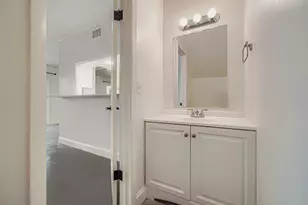 6718 Silvermine Dr, Austin, TX 78736 - Photo 15