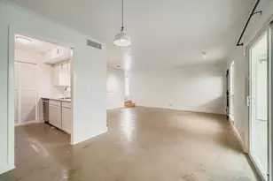 6718 Silvermine Dr, Austin, TX 78736 - Photo 9