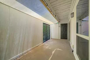 6718 Silvermine Dr, Austin, TX 78736 - Photo 25