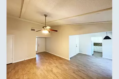906 Acorn Oaks Drive, Austin, TX 78745 - Photo 3