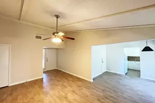 906 Acorn Oaks Dr, Austin, TX 78745 - Photo 3