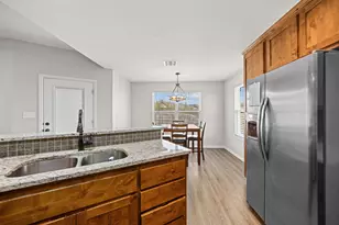 1313 Sandstone Cv, Lampasas, TX 76550 - Photo 11