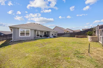 1313 Sandstone Cove, Lampasas, TX 76550 - Photo 25
