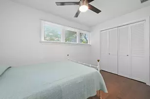910 E 54th St, Austin, TX 78751 - Photo 19