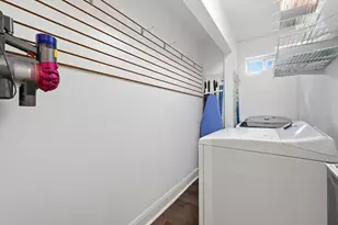 910 E 54th St, Austin, TX 78751 - Photo 23