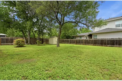 910 E 54th Street, Austin, TX 78751 - Photo 27