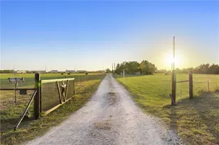 2361 Smetana Rd, Bryan, TX 77807 - Photo 17