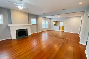 404 E 35th Street E, Austin, TX 78705 - Photo 3