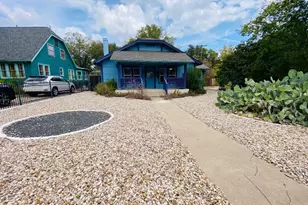 404 E 35th Street E, Austin, TX 78705 - Photo 1