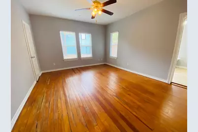 404 E 35th Street E #A, Austin, TX 78705 - Photo 25
