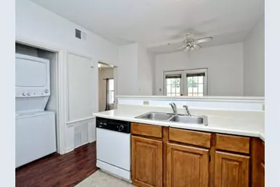 2216 San Gabriel Street #105, Austin, TX 78705 - Photo 5