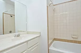 2216 San Gabriel St, Austin, TX 78705 - Photo 13