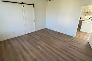 115 W Ila St, Elgin, TX 78621 - Photo 21