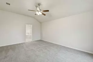 102 Bosque Dr, Hutto, TX 78634 - Photo 19