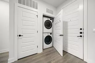 2220 Webberville Rd, Austin, TX 78702 - Photo 29