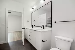 2220 Webberville Rd, Austin, TX 78702 - Photo 21