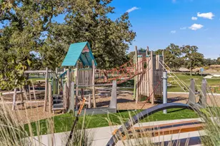 110 Nandina Path, Bastrop, TX 78602 - Photo 9