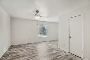 2810 Cypress Bend Cir, Bryan, TX 77801 - Photo 3