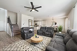 328 Thornless Cir, Buda, TX 78610 - Photo 3
