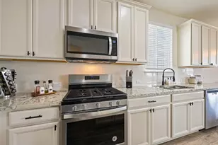 328 Thornless Cir, Buda, TX 78610 - Photo 15