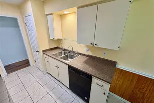 11600 Elk Park Trail, Austin, TX 78759 - Photo 29