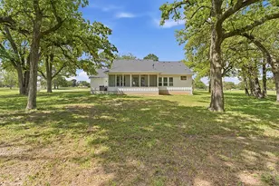 1145 W County Road 415, Lexington, TX 78947 - Photo 25