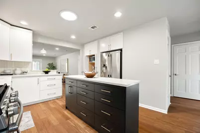 1601 Northridge Drive, Austin, TX 78723 - Photo 9