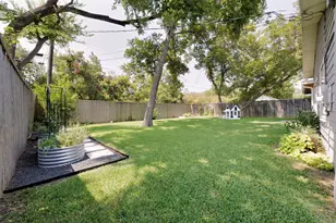 1601 Northridge Dr, Austin, TX 78723 - Photo 37
