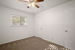 620 S 1st St, Austin, TX 78704 - Photo 7
