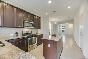 262 Martha Dr, Buda, TX 78610 - Photo 11