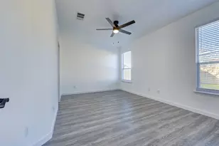 15218 Parrish Ln, Austin, TX 78725 - Photo 19