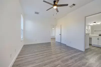 15218 Parrish Lane, Austin, TX 78725 - Photo 21