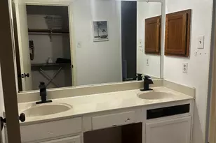 612 David Curry Dr, Round Rock, TX 78664 - Photo 35