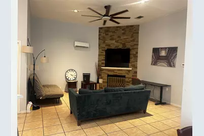 612 David Curry Drive, Round Rock, TX 78664 - Photo 5