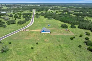 639 Blackbuck Rdg Dr, Lampasas, TX 76550 - Photo 33