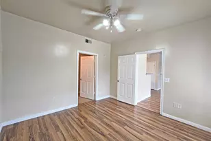 2320 Gracy Farms Ln, Austin, TX 78758 - Photo 5
